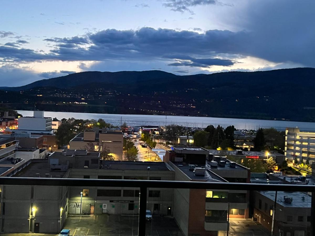 Amazing Brand New Lakeview Condo Downtown Kelowna Eksteriør bilde